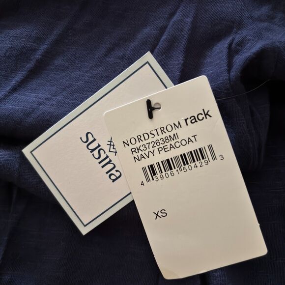SUSINA NORDSTROM Rack Navy Peacoat Scoop Neck Woman's XS T-Shirt #B - Picture 3 of 4